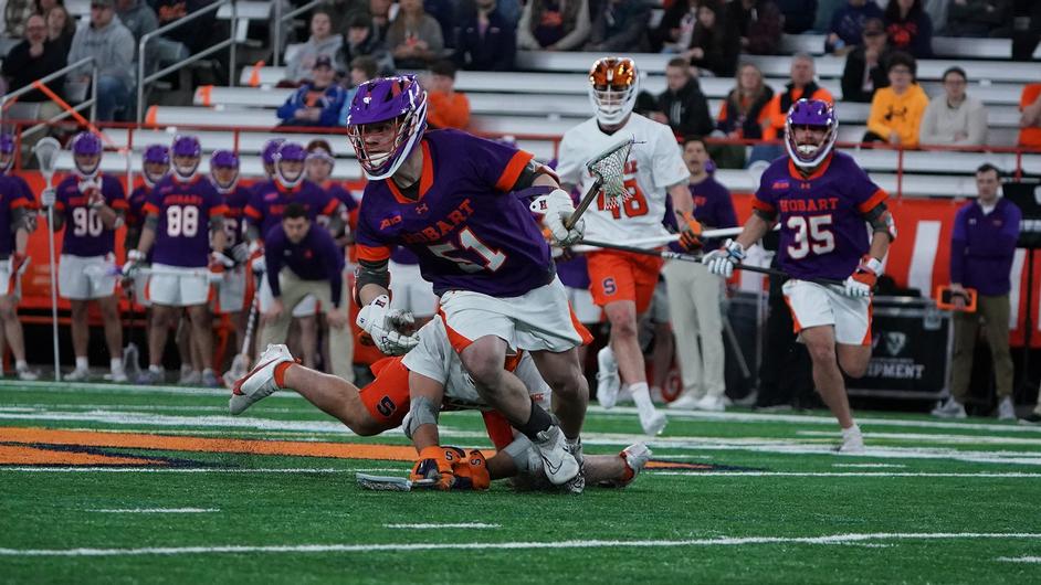 Orange Run Past Statesmen
