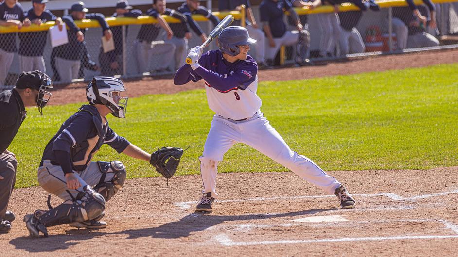 Statesmen knock off Bombers 9-6