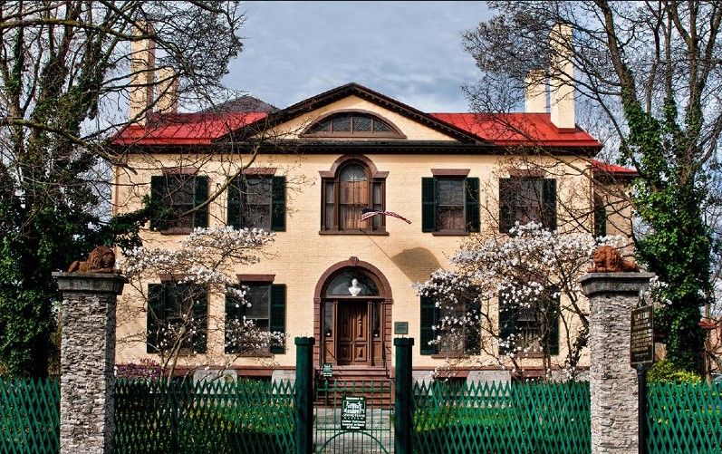 FLX MORNING PODCAST-Seward House Museum