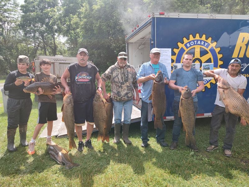 Winning Carp Tips Scales at 42.6 lbs.
