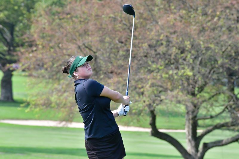 Keuka’s Hatch Takes 8th in First Collegiate Tournament