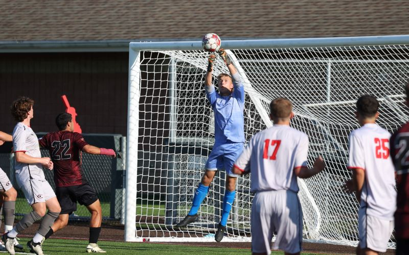 CCC Men’s Soccer Improves to 5-0 After Win at MVCC