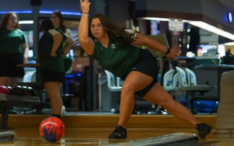 William Smith Bowling Nationally Ranked in Preseason Poll
