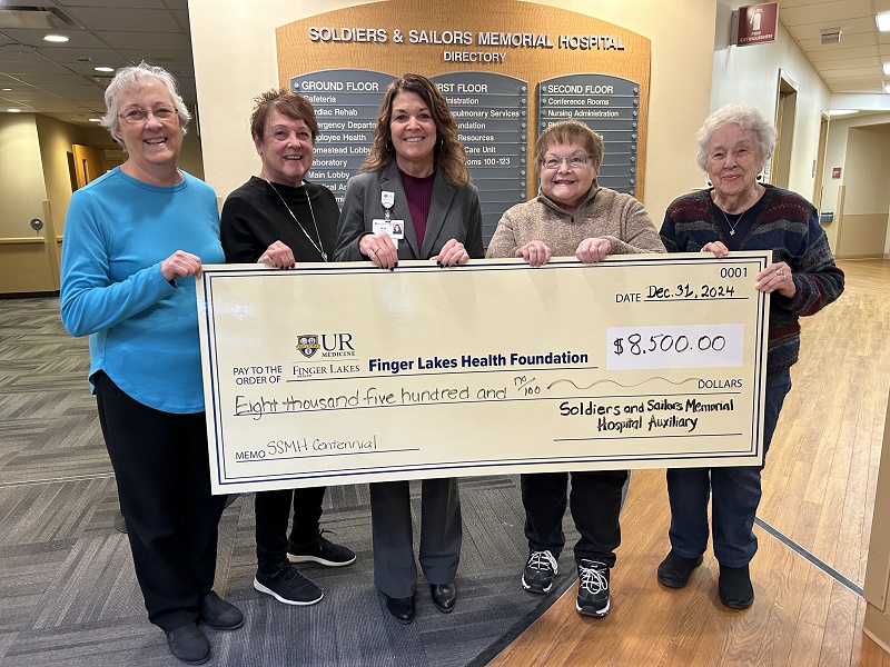 Soldiers & Sailors Auxiliary Donates Money for New X-Ray Machine.