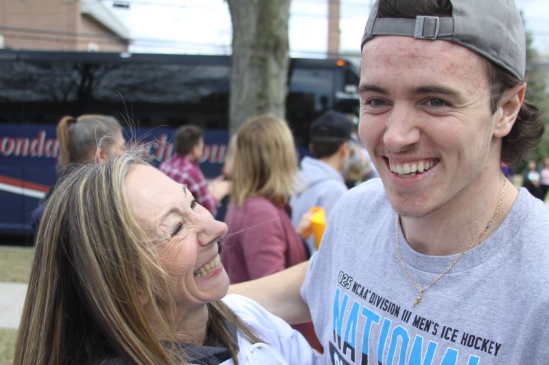 Hockey Hall of Fame Praise for Hobart