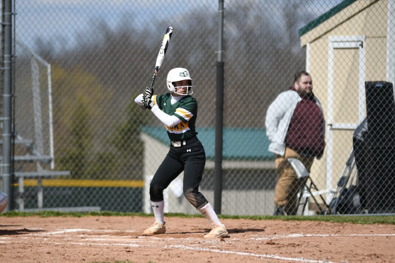 Keuka Softball Drops Doubleheader to SUNY Brockport