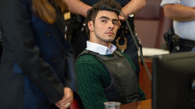 Luigi Mangione may have influenced mass shooting at Manhattan’s NFL headquarters: Prosecutors