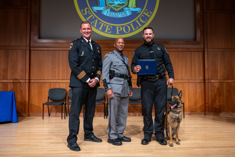 14 Canine Teams Graduate from State Police Handler School