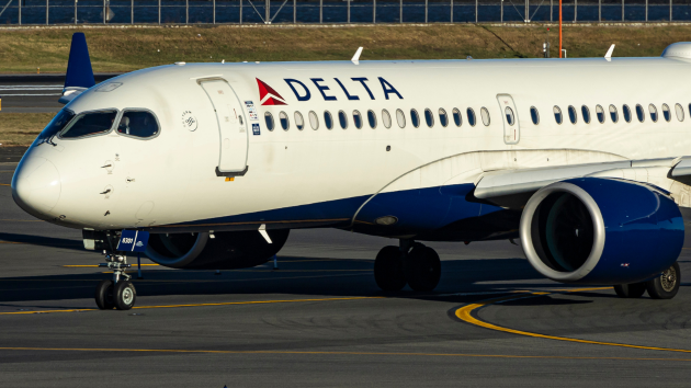 1 flight attendant injured after Delta regional jets collide at LaGuardia Airport, airline says