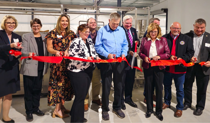 Cornell Celebrates Grand Opening of New Tech Farm Facility in Geneva