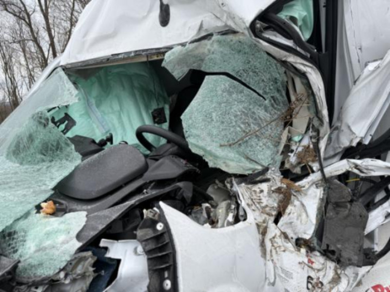 Syracuse Man Hospitalized After Striking Telephone Pole With Van