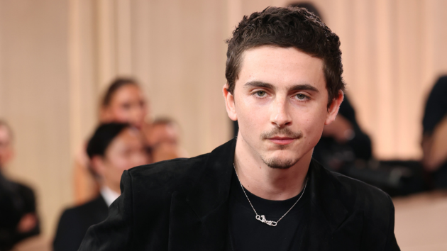 Timothée Chalamet spent ‘over six figures’ to perform Bob Dylan songs on ‘Saturday Night Live’